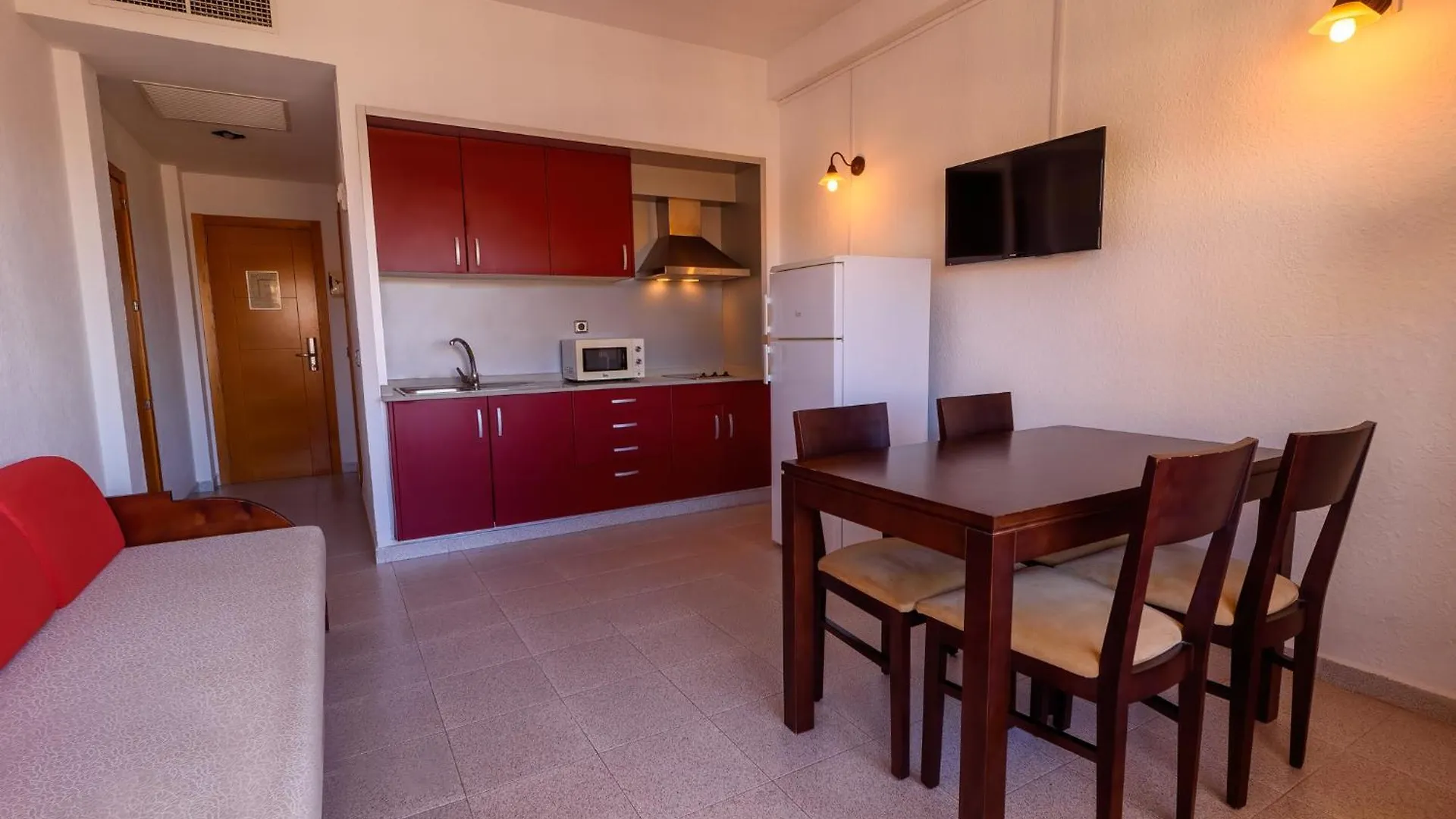 Apartamentos Isla Del Sol Can Pastilla