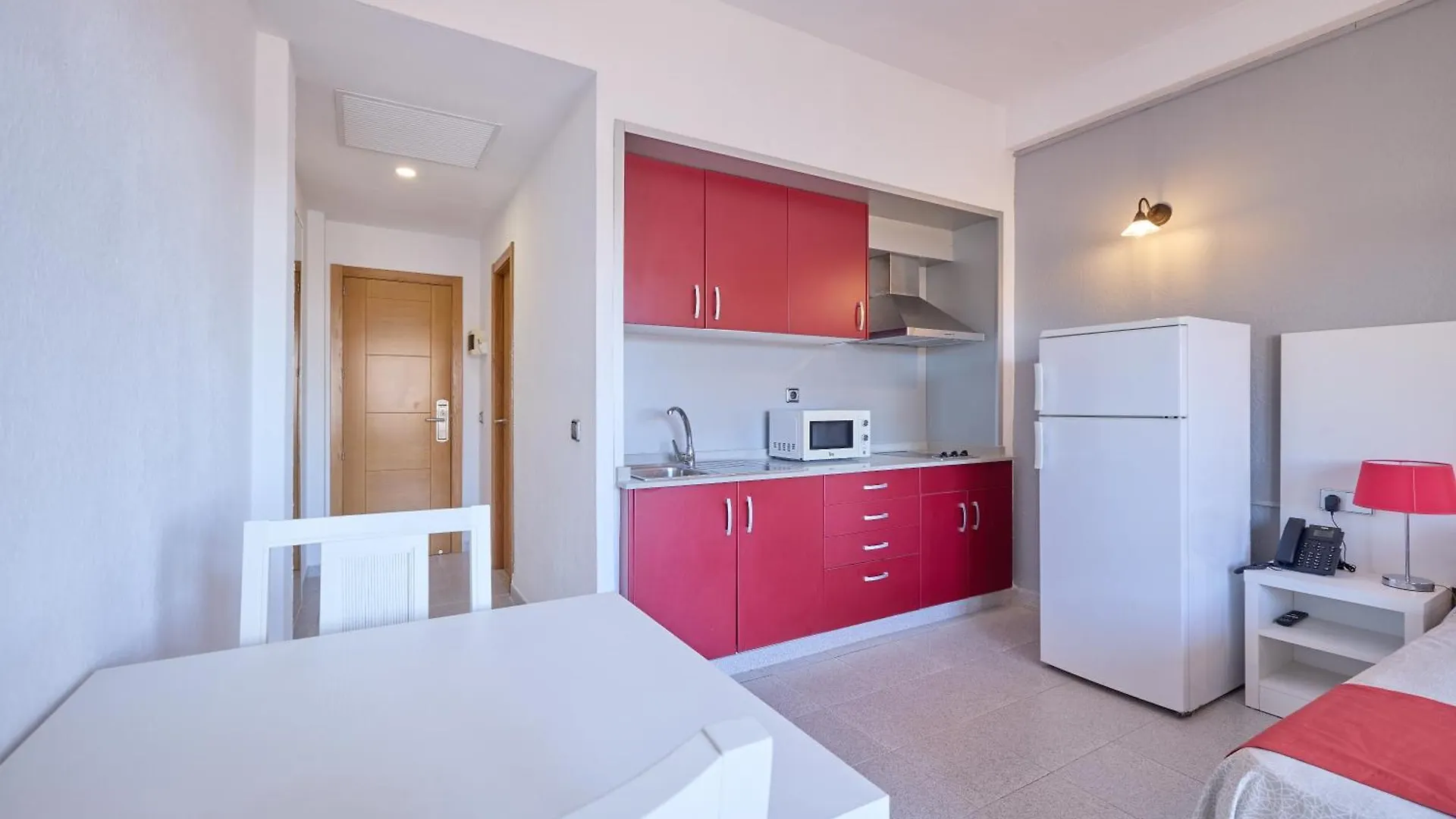 Apartamentos Isla Del Sol Can Pastilla