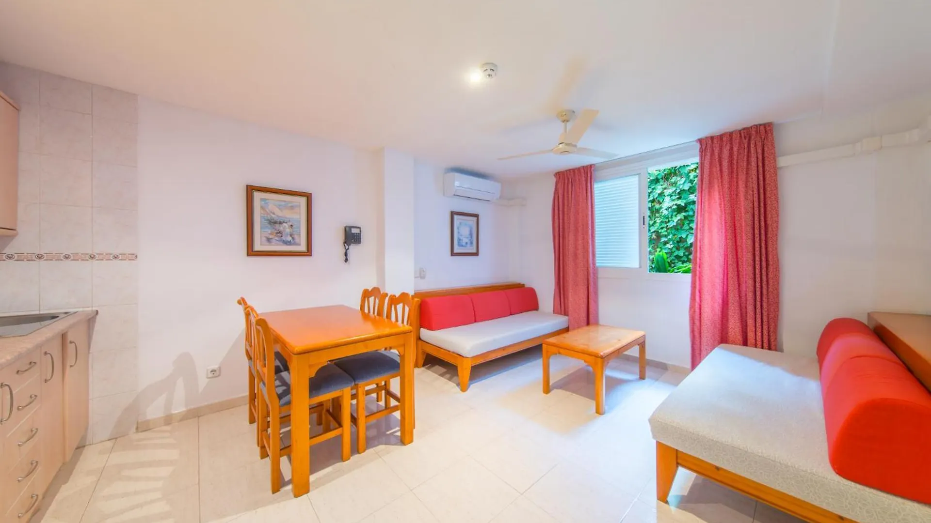 Apartamentos Isla Del Sol Can Pastilla