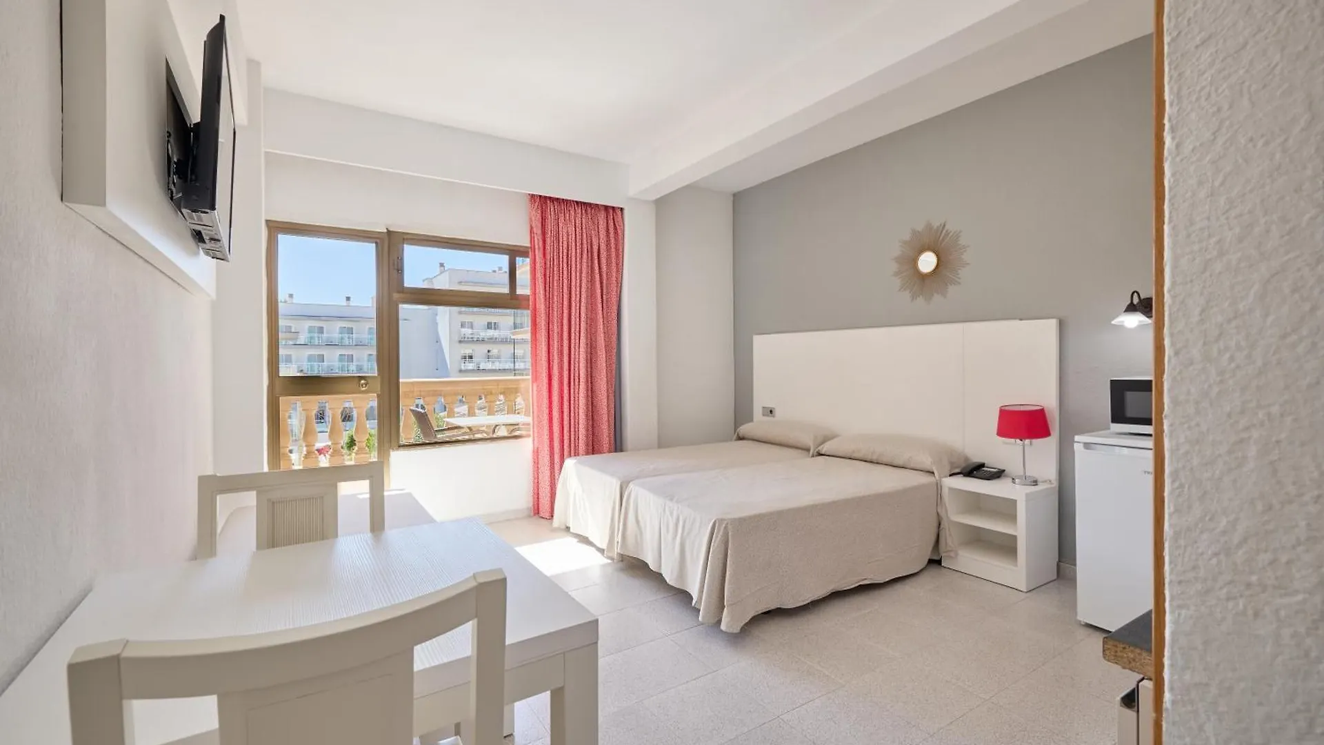 Apartamentos Isla Del Sol Can Pastilla  Spain